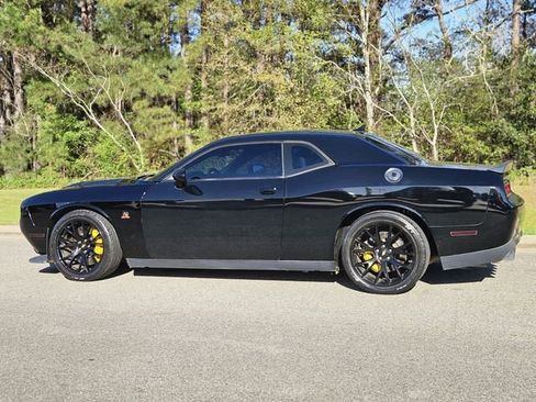 Used 2017 Dodge Challenger R/T Scat Pack w/ Dynamics Package image 7