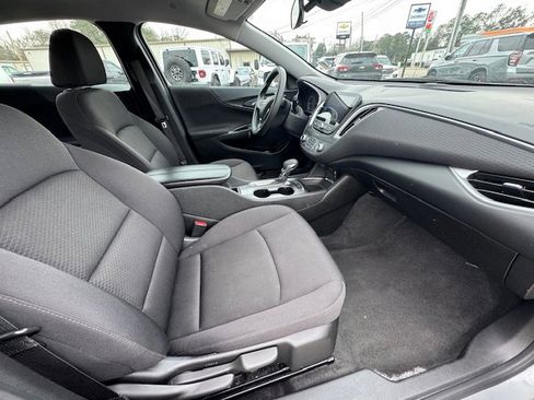 Used 2024 Chevrolet Malibu LT image 14