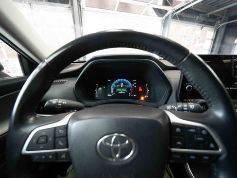 Used 2024 Toyota Grand Highlander XLE image 15