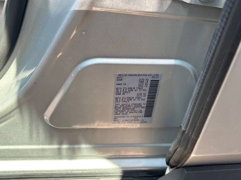 Used 2025 Nissan Pathfinder SV AWD/4WD image 32
