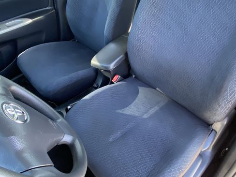 Used 2008 Toyota Yaris Base image 26