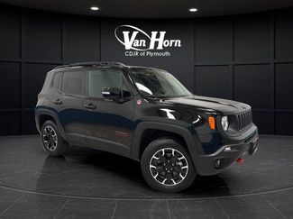 Used 2023 Jeep Renegade Trailhawk w/ Sun/Sound Group AWD/4WD video 1