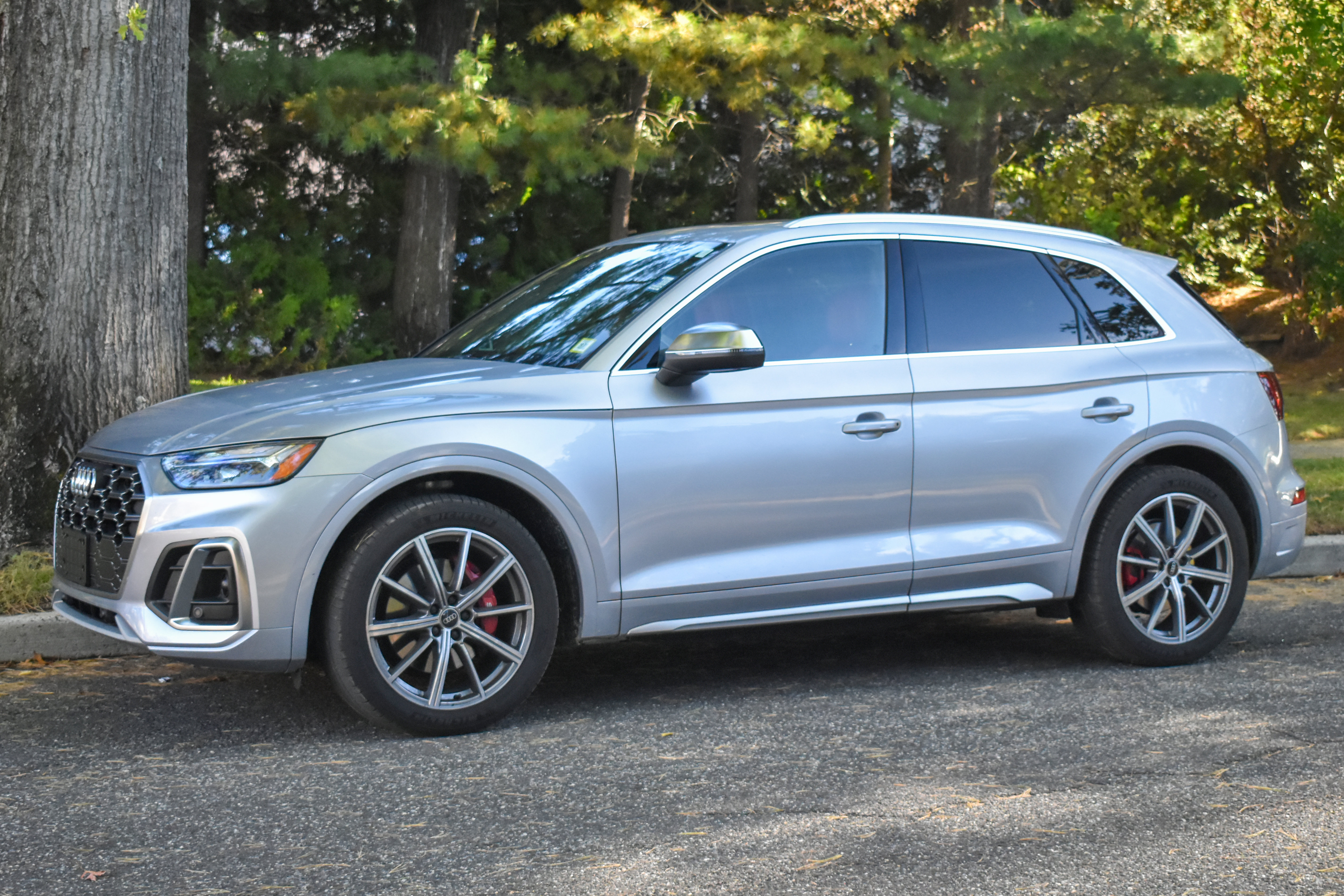 Used 2021 Audi SQ5 Premium Plus w/ Premium Plus Package AWD/4WD image 4