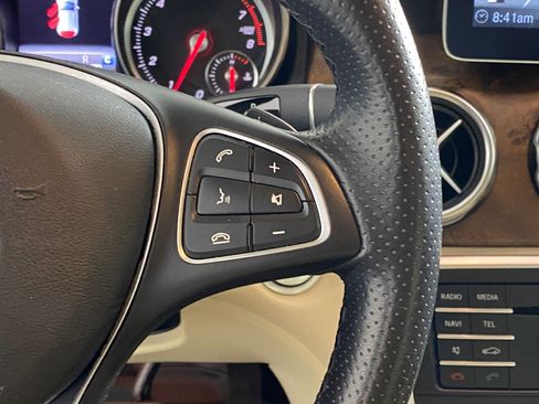 Used 2018 Mercedes-Benz GLA 250 image 29