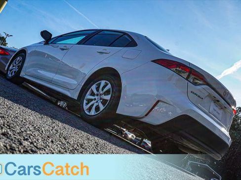 Used 2023 Toyota Corolla LE image 5