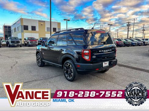 Used 2023 Ford Bronco Sport Outer Banks w/ Tech Package image 5