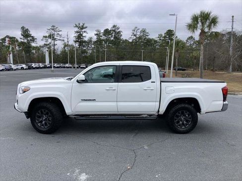 Certified 2023 Toyota Tacoma SR5 image 2