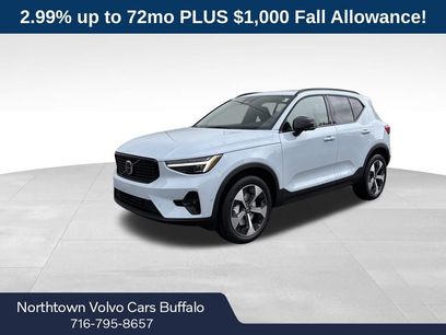 New 2026 Volvo XC40 B5 Plus w/ Climate Package