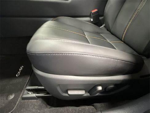 Certified 2025 MAZDA CX-50 AWD 2.5 S w/ Weather Package image 18