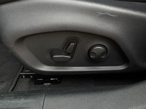Used 2025 Jeep Compass Limited AWD/4WD image 11
