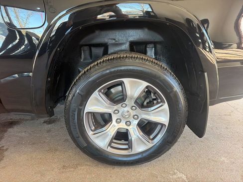 Certified 2022 RAM 1500 Laramie image 21