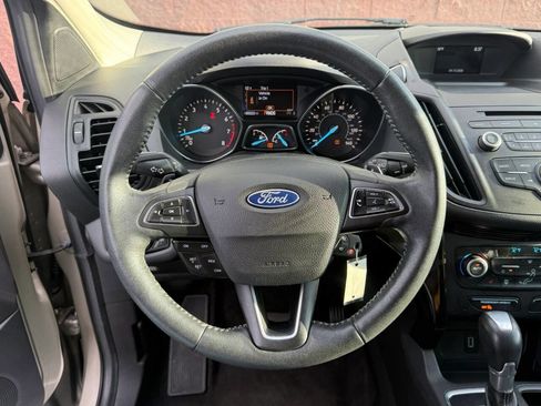 Used 2018 Ford Escape SE w/ SE Sport Appearance Package image 25
