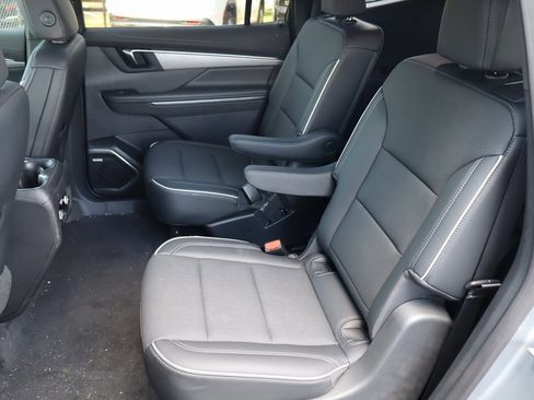 New 2025 Buick Enclave Preferred image 18