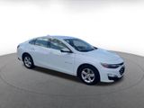 Used 2024 Chevrolet Malibu LT image 2