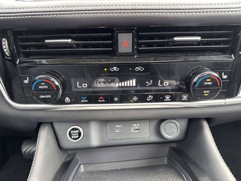 Used 2023 Nissan Rogue SL w/ SL Premium Package AWD/4WD image 26