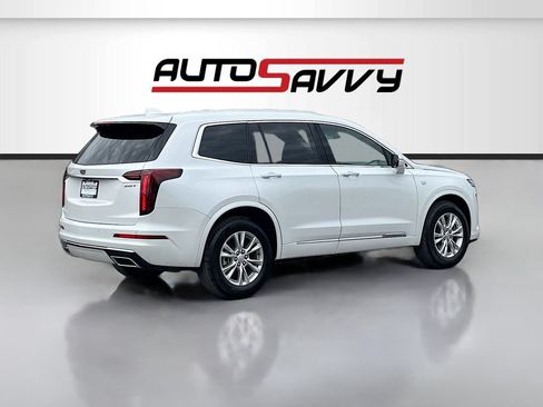 Used 2025 Cadillac XT6 Luxury FWD image 7