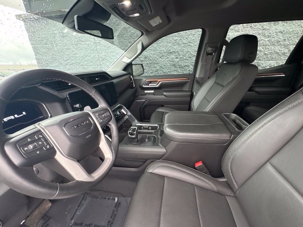 Used 2023 GMC Sierra 1500 Denali AWD/4WD image 4