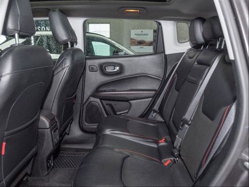 Used 2017 Jeep Compass Trailhawk w/ Leather Interior Group image 17