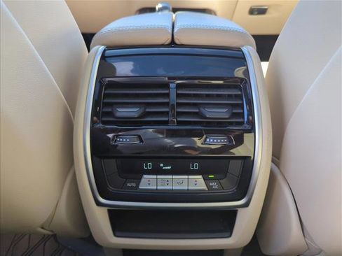 Used 2021 BMW X5 xDrive40i w/ Premium Package image 21