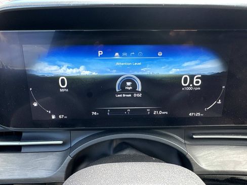 Used 2023 Kia Carnival SX FWD image 23
