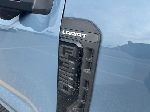 Used 2023 Ford F350 Lariat w/ Sport Appearance Package image 9