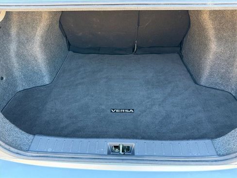 Used 2020 Nissan Versa SR w/ Convenience Package image 20