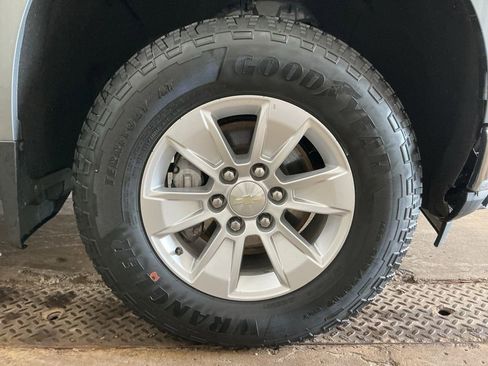 Used 2020 Chevrolet Silverado 1500 LT w/ All-Star Edition image 28