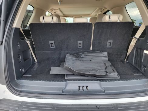 Used 2024 Ford Expedition Platinum RWD image 16