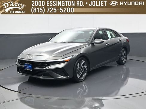 Certified 2024 Hyundai Elantra SEL w/ Convenience Package FWD image 1