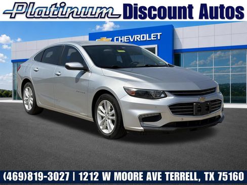 Used 2018 Chevrolet Malibu LT w/ Driver Confidence Package FWD image 1