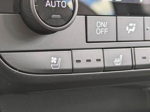 Used 2026 Subaru Outback Wilderness AWD/4WD image 22