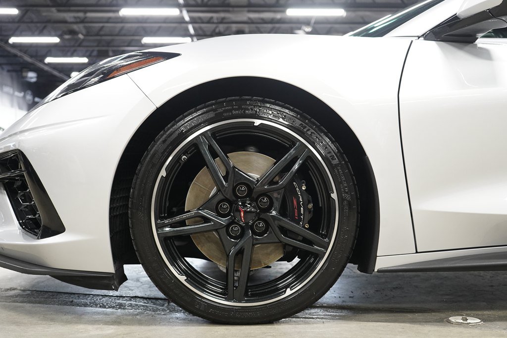 Used 2020 Chevrolet Corvette Stingray Coupe w/ Z51 Performance Package RWD image 25