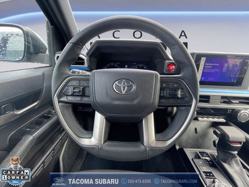 Used 2025 Toyota Tacoma TRD Off-Road image 13