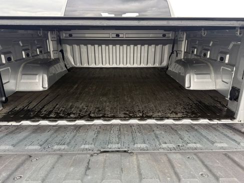 Certified 2022 GMC Sierra 1500 SLT w/ SLT Premium Package image 19