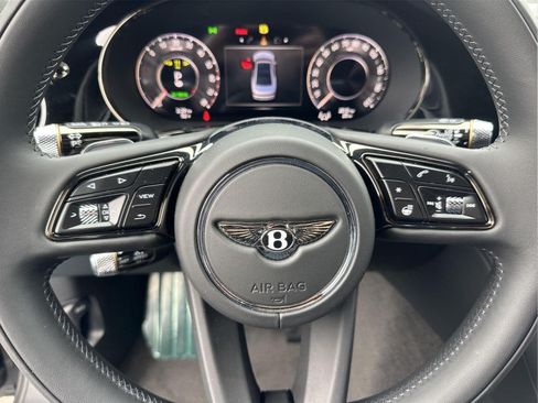 New 2026 Bentley Flying Spur V8 AWD/4WD image 35