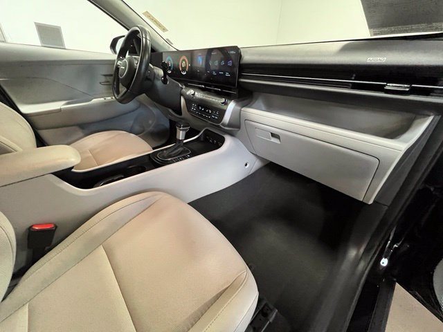 Used 2025 Hyundai Kona SEL FWD image 10