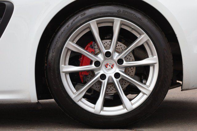 Used 2018 Porsche 718 Cayman RWD image 52