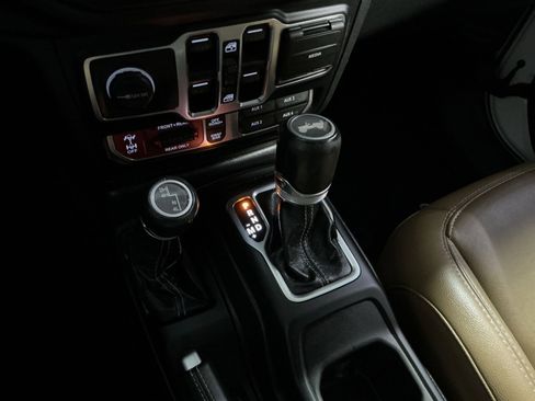 Used 2021 Jeep Wrangler Unlimited Rubicon image 30