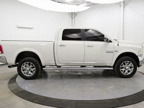 Used 2017 RAM 3500 Laramie Longhorn image 8