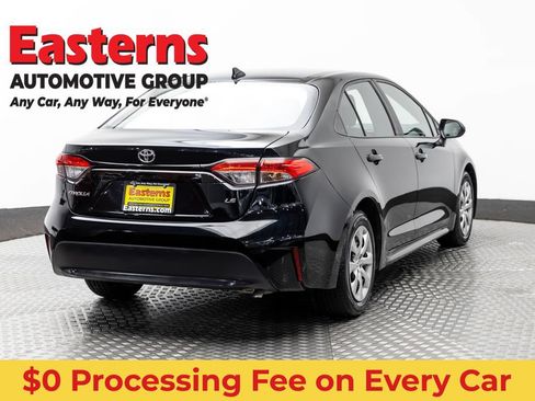 Used 2024 Toyota Corolla LE FWD image 4