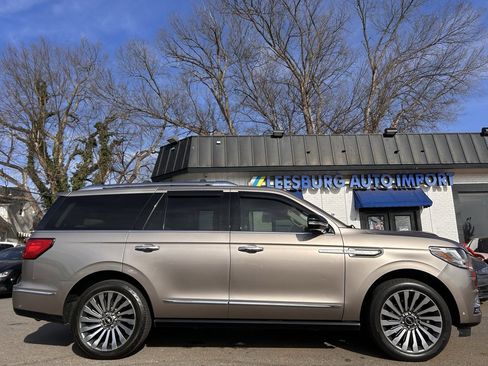Used 2018 Lincoln Navigator Reserve w/ Technology Package image 4
