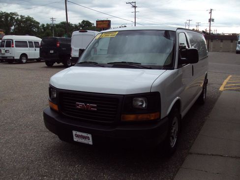 Used 2014 GMC Savana 1500 AWD image 4
