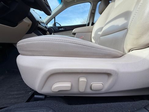 Used 2018 Subaru Outback 3.6R Limited image 34