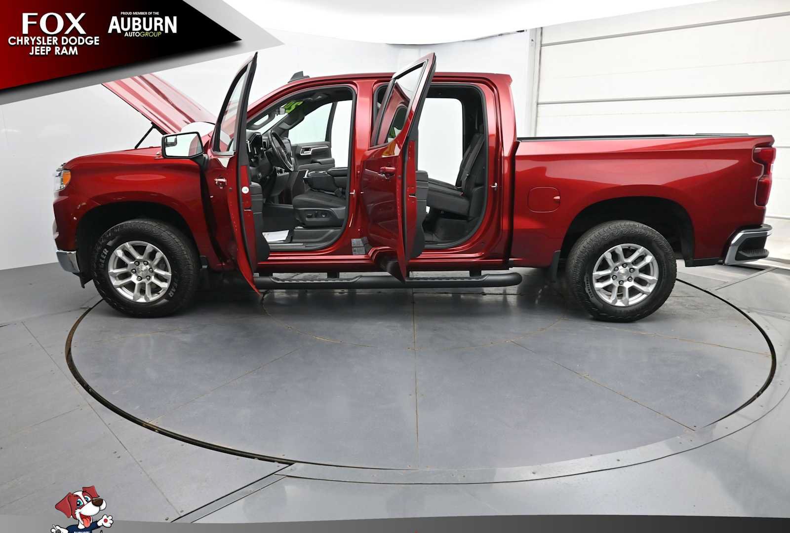 Used 2024 Chevrolet Silverado 1500 LT AWD/4WD image 38