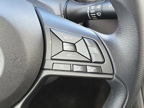 Used 2025 Nissan Sentra S image 30