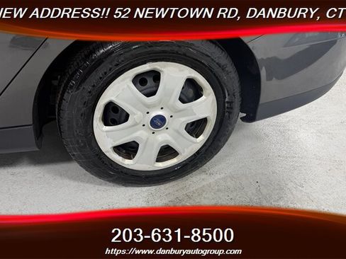 Used 2015 Ford Focus S FWD image 9
