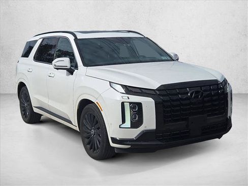 Used 2024 Hyundai Palisade Calligraphy AWD/4WD image 3