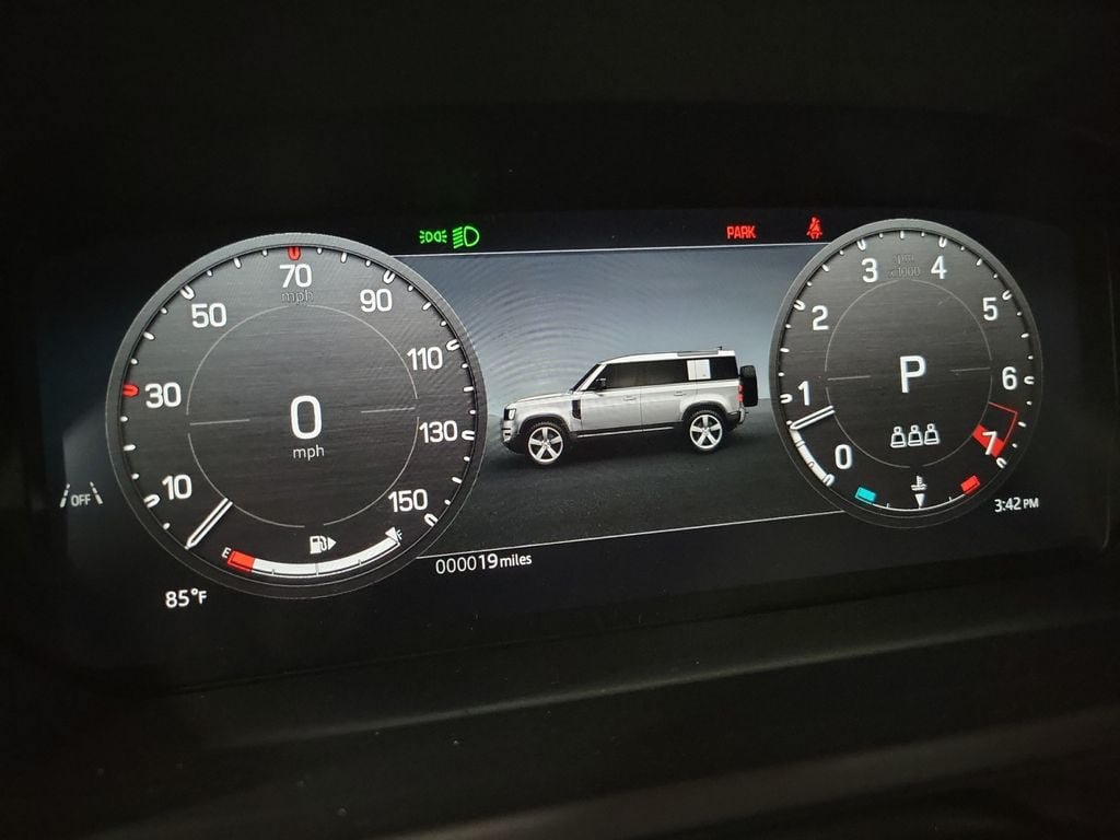 New 2026 Land Rover Defender 110 S AWD/4WD image 17