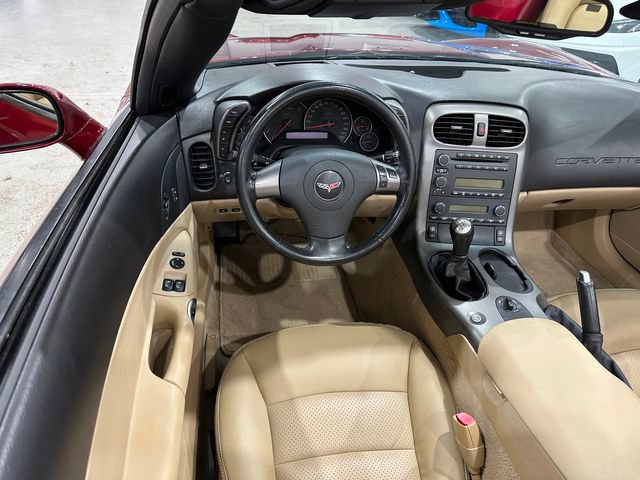 Used 2007 Chevrolet Corvette Convertible w/ Preferred Equipment Group RWD image 7