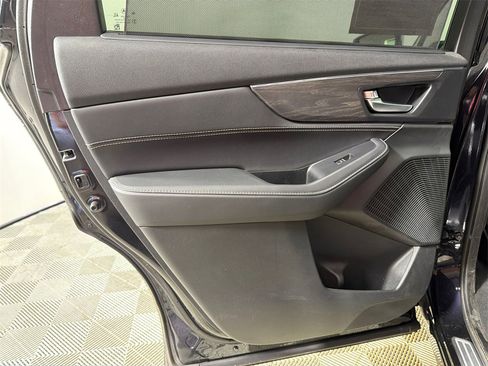 Used 2023 Acura MDX SH-AWD w/ Advance Package image 24